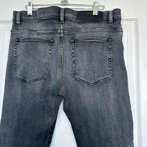 Men’s Black faded Diesel skinny Jeans width 33 length 30